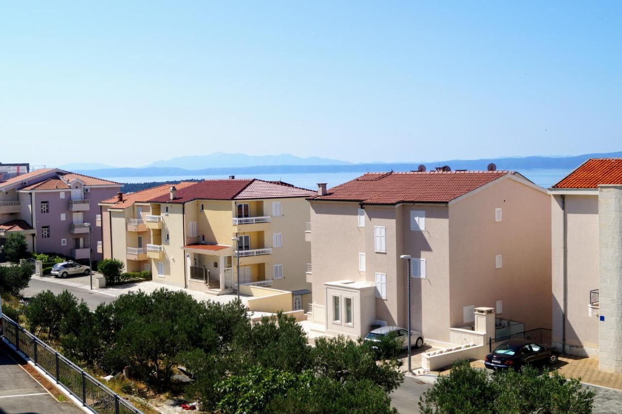 Apartment Ivona With Beautiful Seaview Makarska Esterno foto