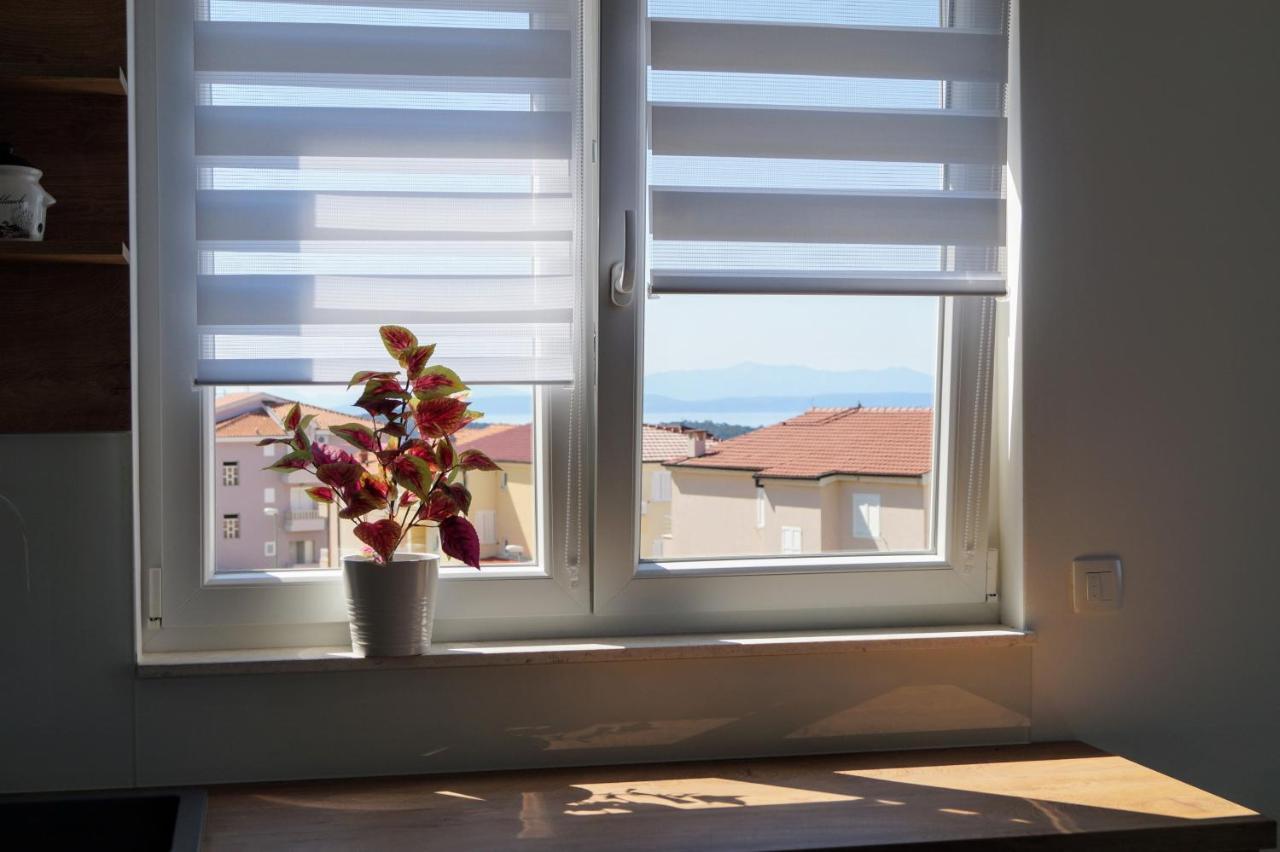 Apartment Ivona With Beautiful Seaview Makarska Esterno foto